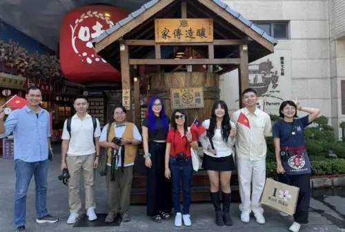 越南網紅團台灣台中打卡！美食洗版社群平台　直飛攻略助攻觀光
