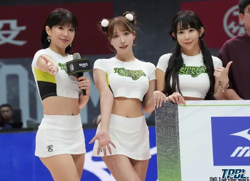 ▲三上悠亞加入夢想家啦啦隊Formosa Sexy的消息，登上虎撲熱搜首頁，不少中國球迷都表示很羨慕。（圖／TPBL提供）