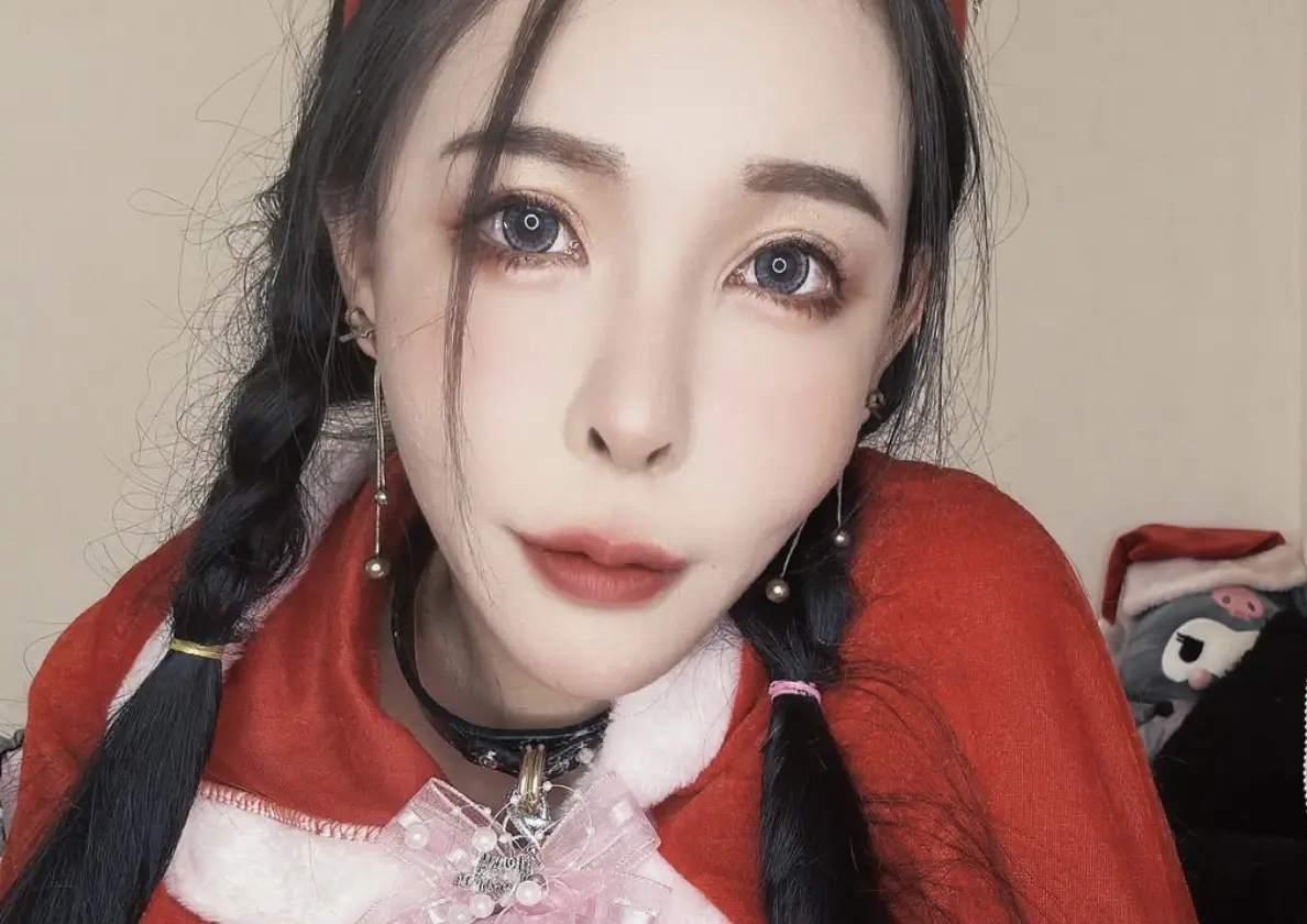 ▲謝侑芯命案持續延燒，AV女優娃娃（翁雨澄）承認自己和黃明志曾是炮友關係，自己還曾在馬來西亞被對方餵快樂水。（圖／IG@princessdolly0428.tw）