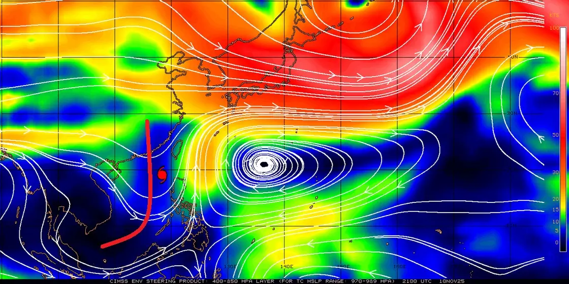 ▲前氣象局長鄭明典表示，鳳凰颱風「槽前導引型態」已經建立，最新路徑略偏南通過台灣，而颱風雨帶、強回波稍後就會接近台東陸地，東部一定要特別注意強降雨。（圖／取自鄭明典臉書）