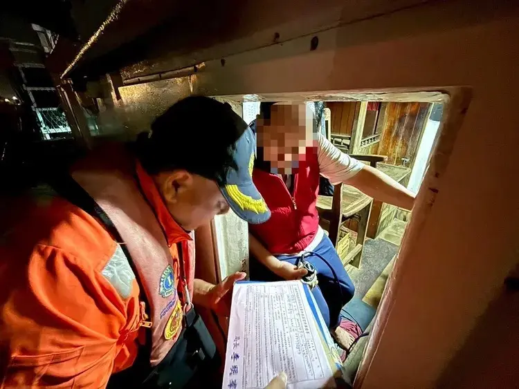 鳳凰颱風首例開罰！台南船長無視禁令出海「收漁具」 恐噴25萬