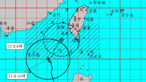 直播／鳳凰颱風路徑南修！周三傍晚登陸點變了　氣象署11:40說明