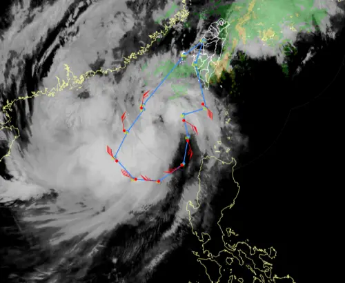 ▲追風觀測針對第26號鳳凰颱風的飛航路徑，以及投落送低空觀測資料。（圖／中央氣象署cwa.gov.tw）