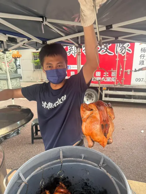 ▲吳老闆表示，100隻烤雞預計發放時間大約會落在這兩三天內。（圖／烤雞特攻隊高屏嘉義店授權使用）