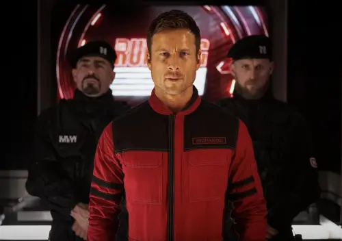 ▲《逃亡遊戲》根據史蒂芬金的小說改編，原著30多年前曾經拍成電影《魔鬼阿諾》，這是新的大銀幕版本。（圖／摘自 IMDb)