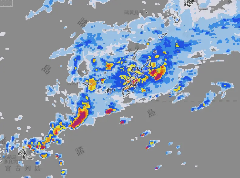 鳳凰颱風隔山打牛！沖繩多地時雨量破百毫米 今出現龍捲風