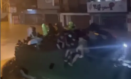 蘇澳水深達成人肩膀！海軍陸戰隊火速派出「AAV7兩棲突擊車」救援
