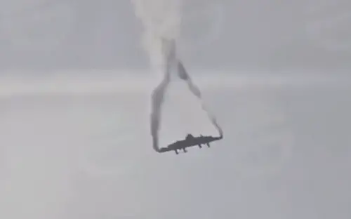 土耳其軍用運輸機驚傳墜毀！高空中螺旋式墜落　機上20人生死未卜
