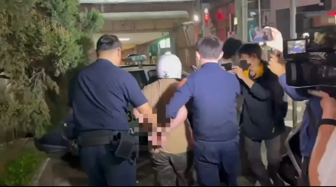 荊軻刺秦王翻版？輔大肄業生診間怒刺江漢聲 檢火速偵結求刑7年