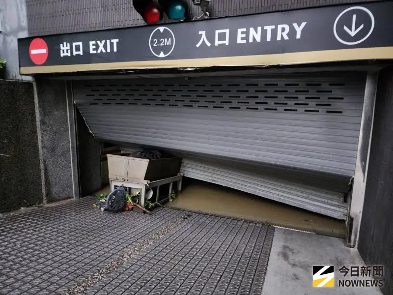 宜蘭蘇澳慘淹！煙波大飯店30多台車泡水原因曝　官方：房費全免