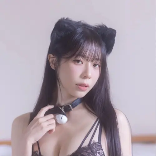 ▲赤鬼伯伯透過直播道歉，並打電話給金髮Joey證實雙方沒有交往。（圖／翻攝自臉書@Akaoni 赤鬼伯伯）