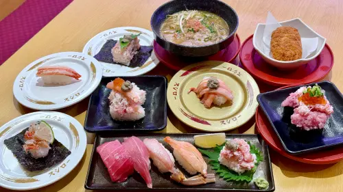 壽司郎感蟹季！帝王蟹、松葉蟹50元起菜單　游刃有魚水壺搞笑開搶
