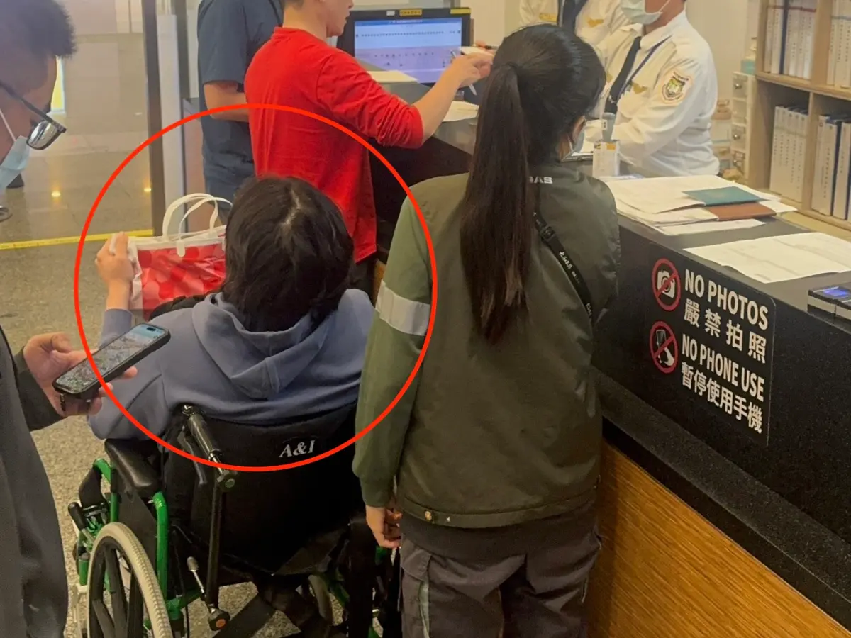 砸80億換蕭美琴演說？造謠男出國沒事「返台竟坐輪椅」真相曝