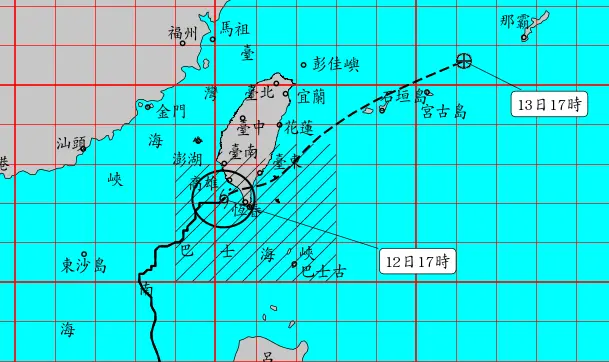▲氣象署說明，鳳凰颱風今（12）日晚間將登陸恆春半島，短暫在陸地停留後就會出海。（圖／中央氣象署cwa.gov.tw）