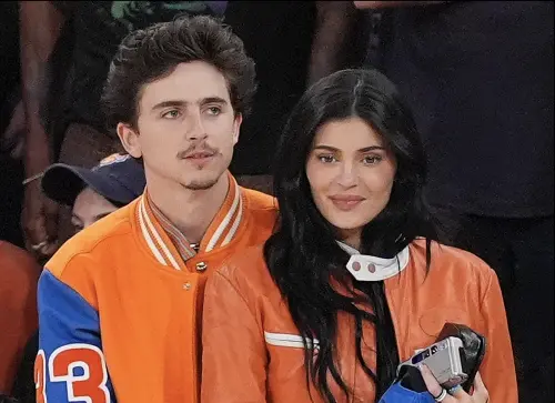 甜茶缺席女友凱莉媽媽70大壽派對！被疑分手　她一個動作宣示主權
