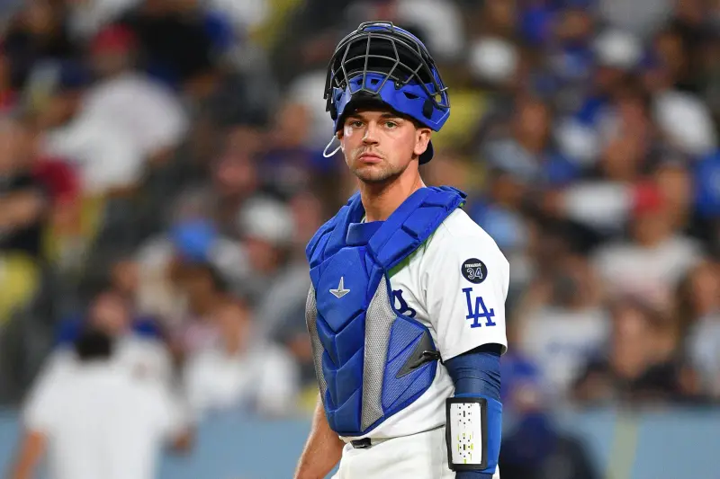 ▲美國職業棒球大聯盟（Major League Baseball）洛杉磯道奇在奪冠之後於休賽季也做出人員的調整，今（13）日傳出捕手羅特維特（Ben Rortvedt）被辛辛那提紅人在讓渡名單上挑走，也讓道奇的冠軍陣容再少一位。(圖／美聯社／達志影像）