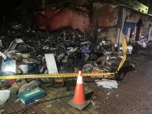 ▲台南市安南區城西街一段巷內一處木造民宅火警。（圖／翻攝畫面）