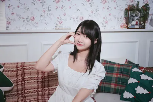 跨世代／專訪Z世代CEO李婷婷　創AI女友平台吸2萬粉絲
