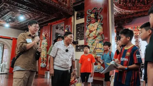 ▲新興國小走訪德林寺記錄在地信仰與公共空間。（圖／翻攝畫面）