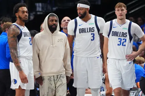 NBA分析／獨行俠為何這麼爛？31億薪資等於白花　4傷兵坐在板凳上
