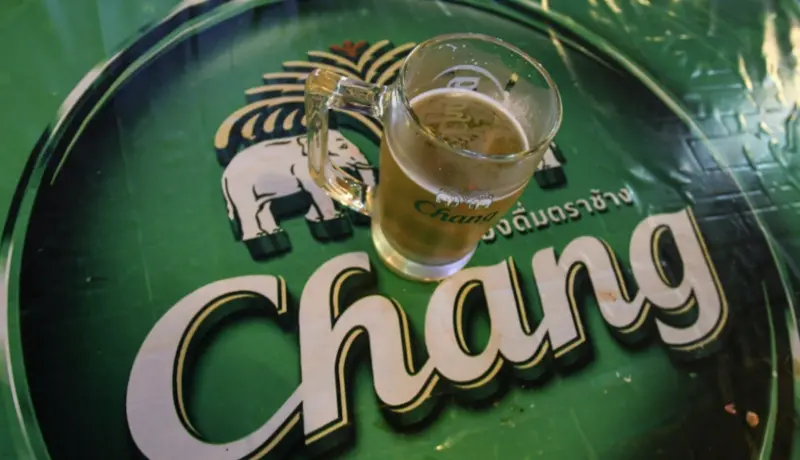 泰國「禁酒令」惹議！公衛部急澄清僅宣導　警方不得開罰