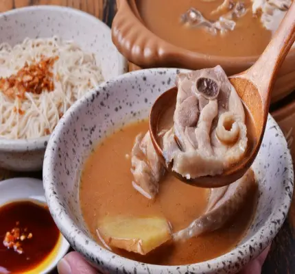 煮麻油雞關火前加「威士忌」太神！