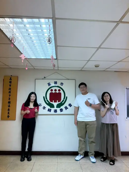 ▲國中畢業後，依然與少輔會輔導員保持聯繫。（圖／高市少年隊提供）