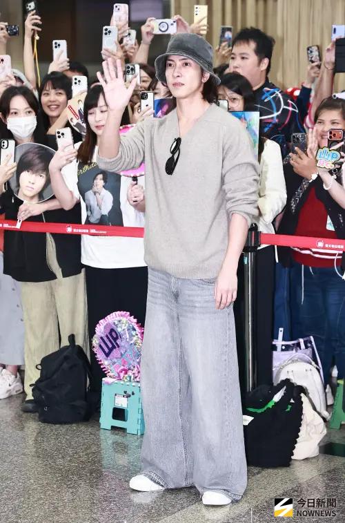 ▲山下智久（如圖）今日抵台，台灣粉絲熱情到松山機場接機。（圖／記者葉政勳攝影）