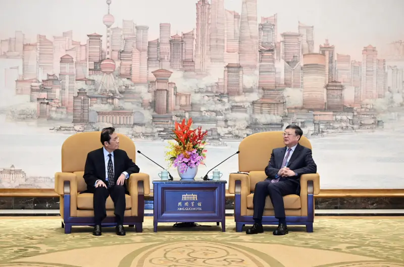 ▲國民黨副主席張榮恭率團到上海，會見上海市委書記陳吉寧。（圖／國民黨提供）