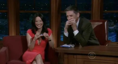 ▲劉玉玲在脫口秀節目中談及兩岸政治問題。（圖／翻攝自YouTube）