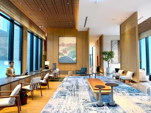 ▲新北北海溫泉洲際酒店大廳寬敞。（圖／記者蕭涵云攝）