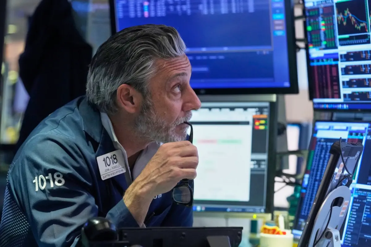 美股尚未止瀉！AI泡沫憂慮尚存、Fed降息機率仍低 道瓊收挫309點