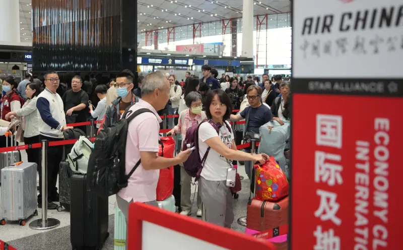 中國旅客不甩警告爽飛大阪「對政治沒興趣」網一面倒吐真相