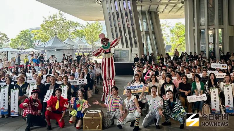 ▲「2025高雄城市書展」今（15）日於高雄市立圖書館總館開幕。（圖／記者陳美嘉攝，2025.11.15）