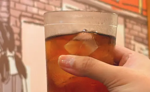 不是摩斯！台灣「紅茶霸主」大洗牌：贏過手搖　老饕上癮、水準高
