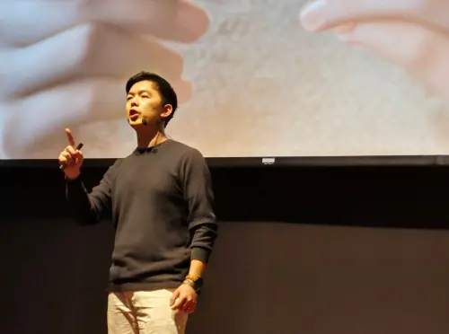 Turing Space CTO Hang shares his work at the company and his vision of blockchain and trust at an event. (LinkedIn, Hang Meng-tse)