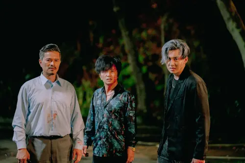 ▲李興文(左)、唐從聖（中）、葛兆恩（右）在《解碼》中有吃重演出。