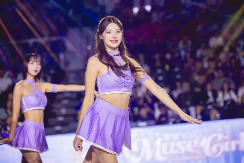 KT女神李藝斌爆緋聞！粉絲直擊機場同行自家球員　瘋猜粉紅關係