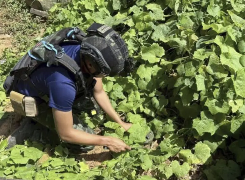 ▲近期多起地雷爆炸事件讓泰國、柬埔寨停火協議再度亮紅燈。（圖／美聯社／達志影像）