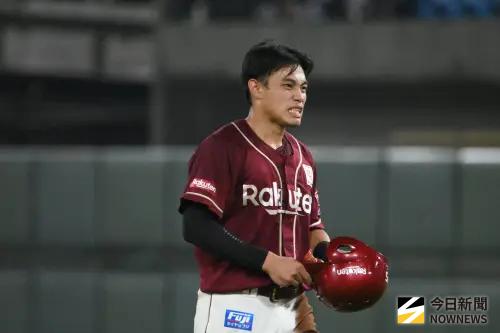 ▲東北樂天金鷲陽柏翔守備靈活且機動性佳的內野潛力股。（圖／記者林柏年攝,2025.11.08）