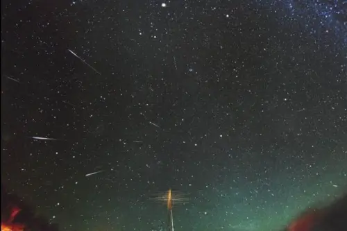 ▲「獅子座流星雨」將在周一（11月17日）爆發，流星的平均速度高達每秒70公里，相當於時速25萬公里。（圖／中央氣象署）