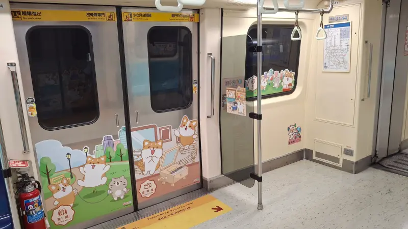 ▲北捷持續針對板南線車廂進行優化，打造出「空間優化列車」提升運量。（圖／台北捷運）