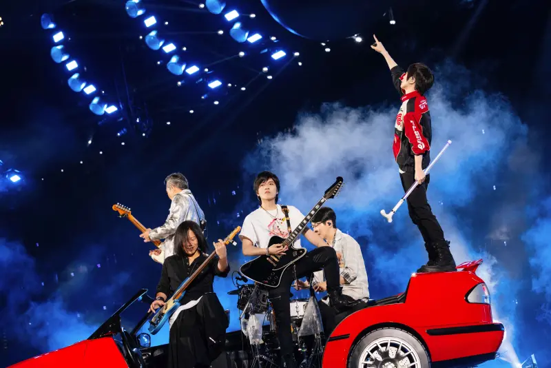 五月天台中演唱會在洲際棒球場！周邊美食推薦 389元吃牛排buffet