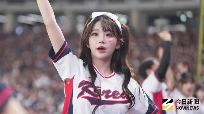 ▲李珠珢自2025年11月30日後，已經相隔78天未公開露面，今（16）日除夕她透過IG用中文向粉絲喊話：「希望快點見到大家！」疑似透露即將回歸動向。（圖／記者張一笙攝）