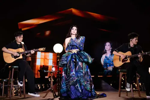 Ella首場巡迴演唱會完美落幕！Selina、Hebe送祝福語　她一看哭了
