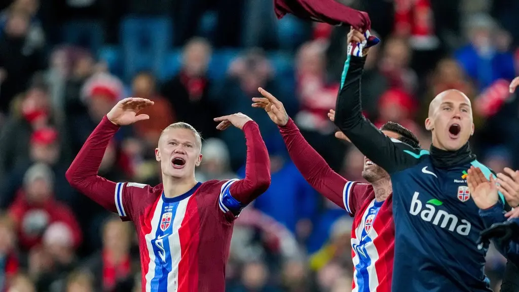 ▲挪威國家隊在球星哈蘭德（Erling Haaland）的帶領下，於米蘭聖西羅球場以4：1大勝義大利（Italy），正式鎖定2026世界盃門票，暌違28年重返決賽圈。哈蘭德本屆小組賽狂轟16球，刷新紀錄。（圖／美聯社／達志影像）