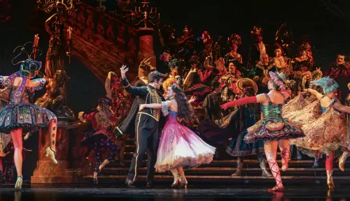 ▲經典音樂劇《歌劇魅影》歡慶40周年，將於2026年3月起來台巡演，這也是首次北中南跑透透，一共7種票價。（圖／寬宏提供）