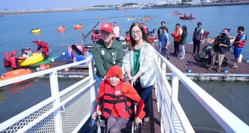 ▲海洋委員會舉辦勇敢逐浪無礙前行無障礙親海體驗活動。(圖／海洋委員會提供)