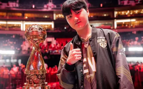 ▲曾待過GEN.G、JDG的年輕AD Peyz，傳出有機會成為T1新AD。（圖／IG@lol_peyz）