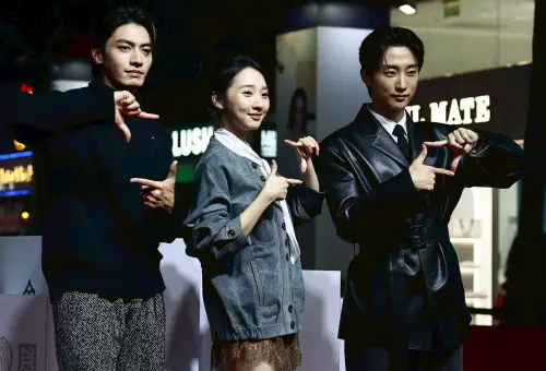 ▲宋柏緯（左起）、李沐、振永出席《那張照片裡的我們》在金馬影展的首映會。（圖／記者葉政勳攝）